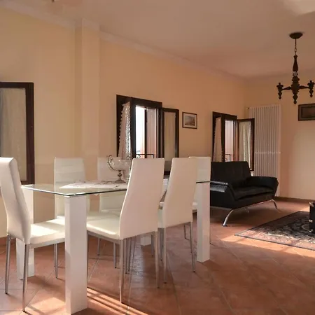 Elegante Ed Economico A