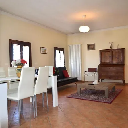 Elegante Ed Economico A *